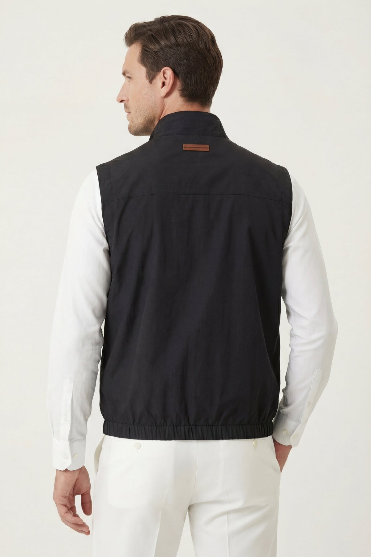 Lecco Stand-Collar Zip Vest Black