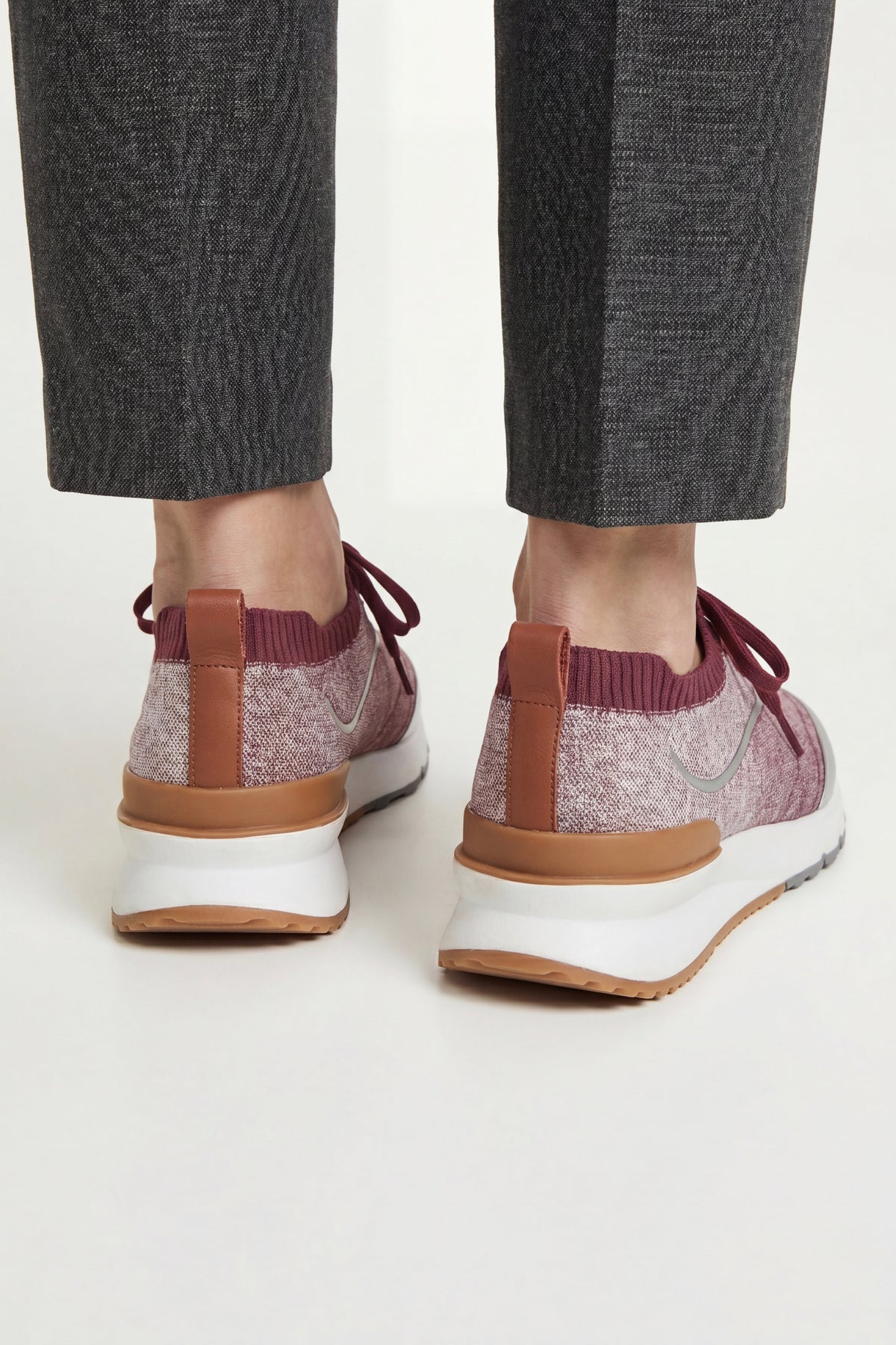 Firenze Knit Runner Burgundy Red